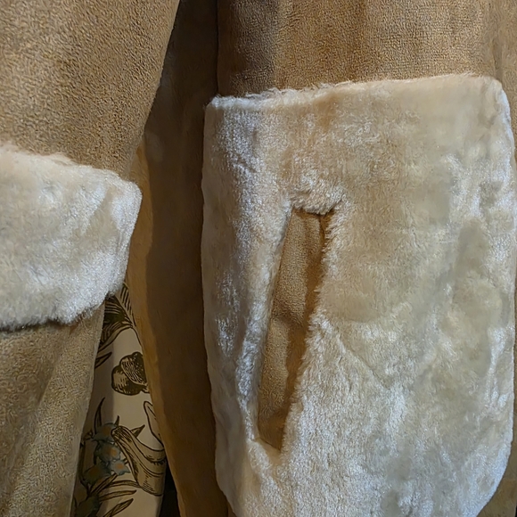 Stradivarius Faux Suede/fur Coat - Picture 4 of 5